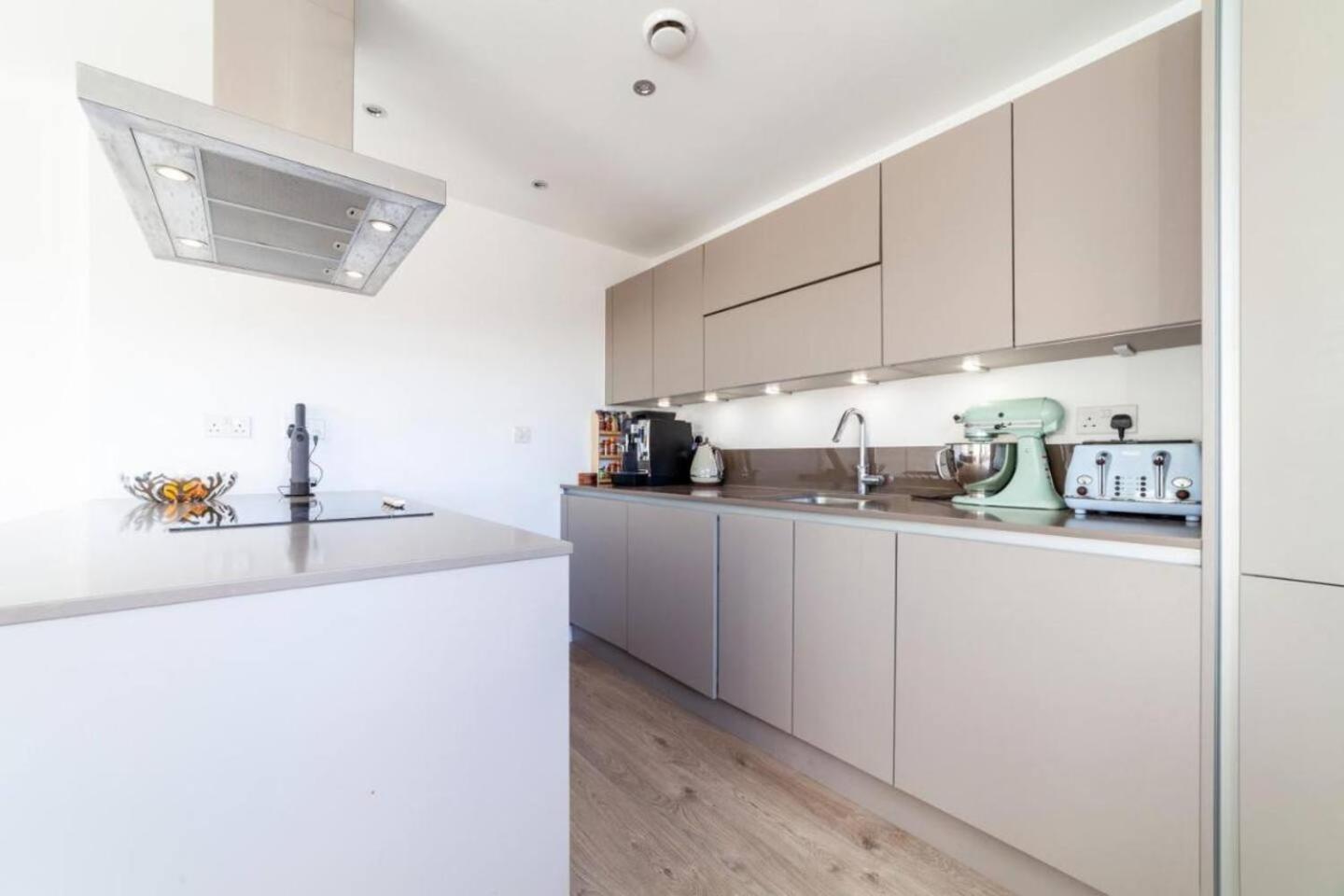 The Kentish Apartment By Camden London Exterior photo